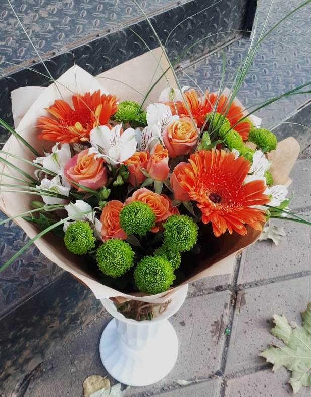 Букет цветов из: Герберы, Хризантемы, Альстромерии и Розы в Колюбакино