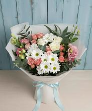 Букет цветов из:  Розы, Лизиантусы и Хризантемы в Колюбакино