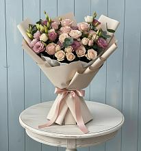 Букет цветов из:  Розы и Лизиантусы в Колюбакино