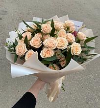 Букет Кремовые розы Латте в Колюбакино