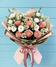 Букет цветов из:  Розы, Альстромерии и Лизиантусы в Колюбакино