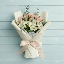 Букет цветов из:  Альстромерии в Колюбакино