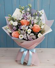 Букет цветов из:  Лизиантусы, Розы, Альстромерии и Гипсофила #REPLACE_PRED# Колюбакино