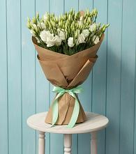 Букет цветов из:  Лизиантусы в Колюбакино