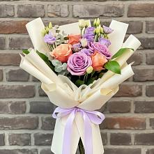 Букет цветов из:  Лизиантусы и Розы #REPLACE_PRED# Колюбакино