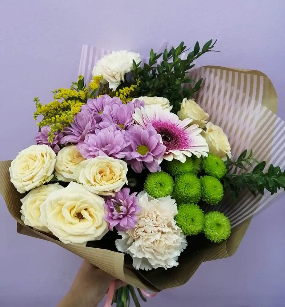 Букет цветов из: Хризантемы, Розы, Гвоздики и Герберы в Колюбакино