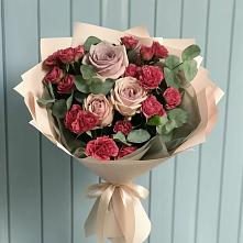 Букет цветов из:  Гвоздики и Розы в Колюбакино