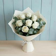Букет Белые розы в Эвкалипте в Колюбакино