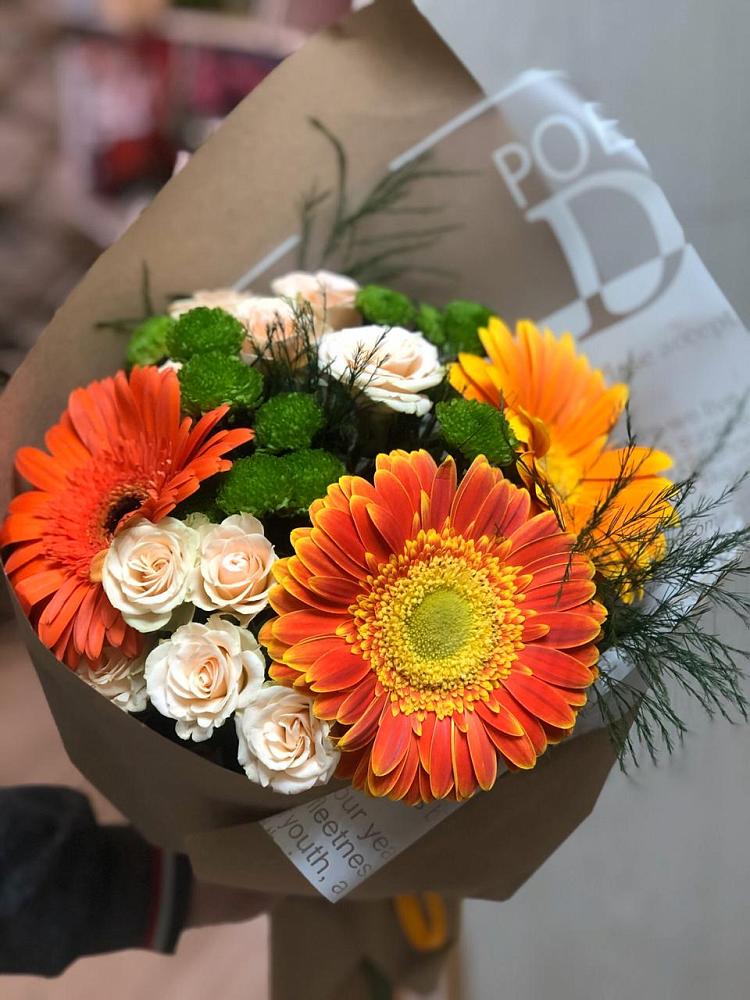 Букет цветов из: Герберы, Хризантемы и Розы в Колюбакино